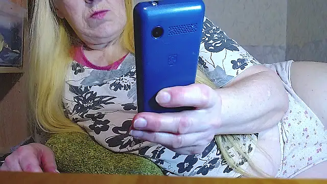 MadamBombShell online show from October 18, 2025, 1:23 pm