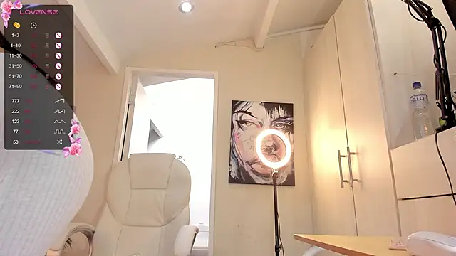 catalinasaiz online show from December 28, 2024, 2:10 pm