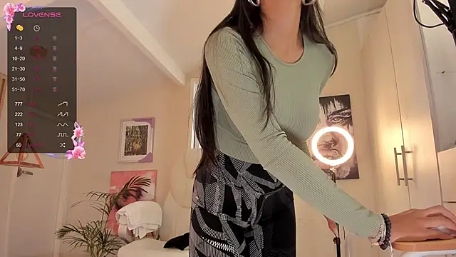 catalinasaiz online show from January 17, 2025, 2:18 pm