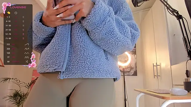 catalinasaiz online show from March 7, 2025, 2:01 pm