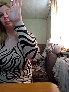 BustyBlond online show from March 27, 2026, 5:24 am