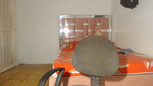 Kristal Cox1 online show from February 1, 2025, 11:21 am