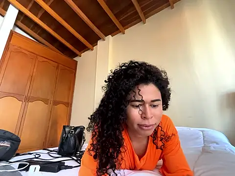 GabriSaenz online show from January 16, 2026, 2:21 pm