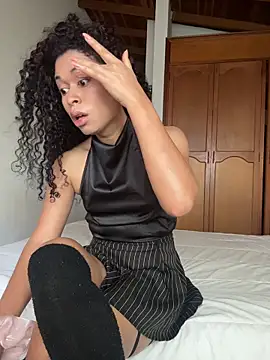 GabriSaenz online show from April 4, 2026, 12:46 pm