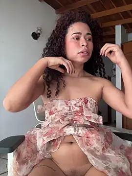 Snapshot of GabriSaenz chatting on May 11, 2026, 2:45 pm GabriSaenz online show from May 11, 2026, 2:45 pm