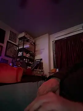 htk1975 online show from February 2, 2026, 8:02 am