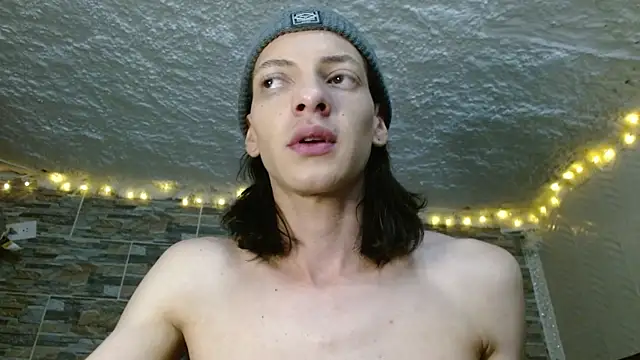 omar alurba online show from April 10, 2026, 11:09 pm