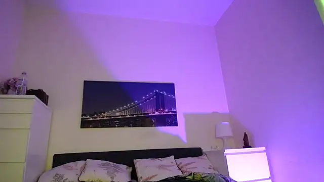 Tinkerbell822 online show from February 9, 2025, 9:26 am