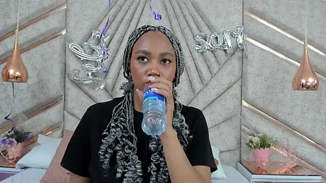 AgataRinaldi online show from February 19, 2025, 11:36 pm