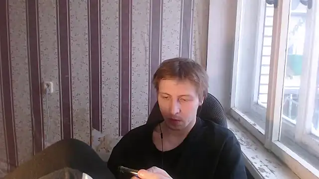 darienlarge online show from February 18, 2025, 2:27 pm