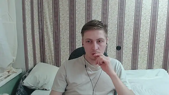 darienlarge online show from March 6, 2025, 8:48 pm