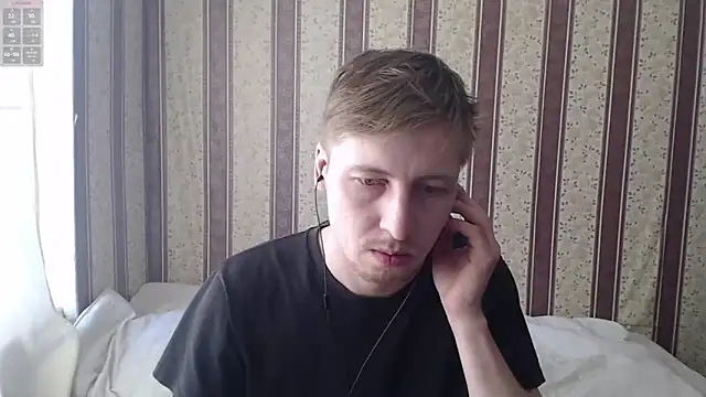 darienlarge online show from March 19, 2025, 2:24 pm