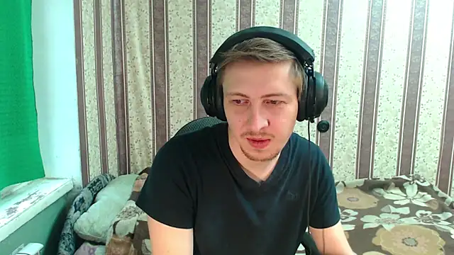 darienlarge online show from November 6, 2025, 7:42 am