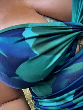 sammyqueenx21 online show from June 2, 2026, 11:56 am