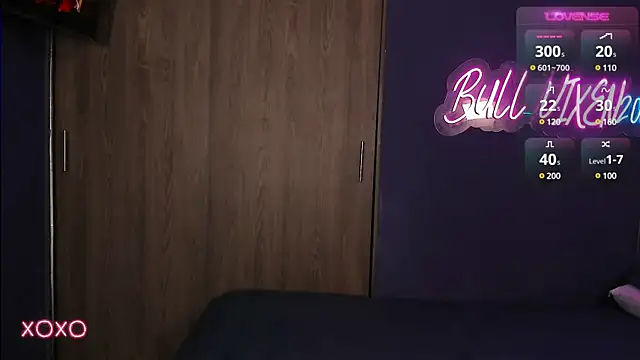 bull vixen2001 online show from December 13, 2024, 11:34 am