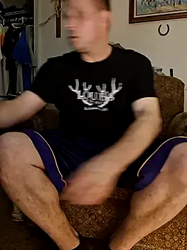 curiouscock38 online show from December 19, 2025, 10:50 pm