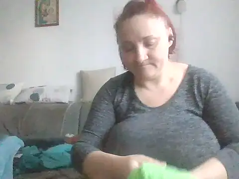 Snapshot of LaraXXX38 chatting on March 5, 2026, 8:32 am LaraXXX38 online show from March 5, 2026, 8:32 am