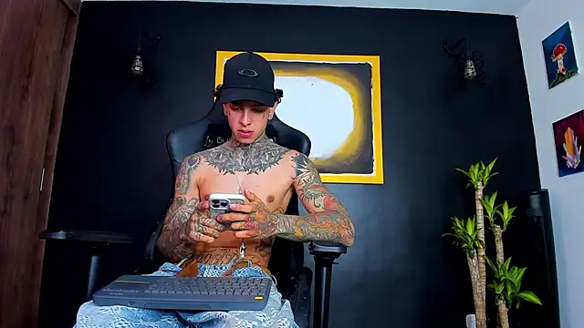 Aron ford online show from December 14, 2024, 3:04 pm