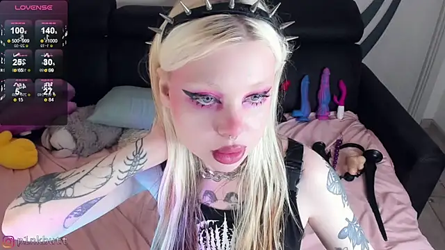 HelenGoat online show from December 6, 2024, 7:21 am