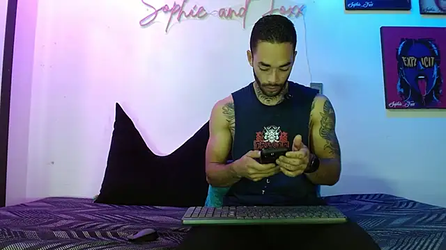 Snapshot of SophieFoxx17 chatting on August 3, 2026, 12:10 pm SophieFoxx17 online show from August 3, 2026, 12:10 pm