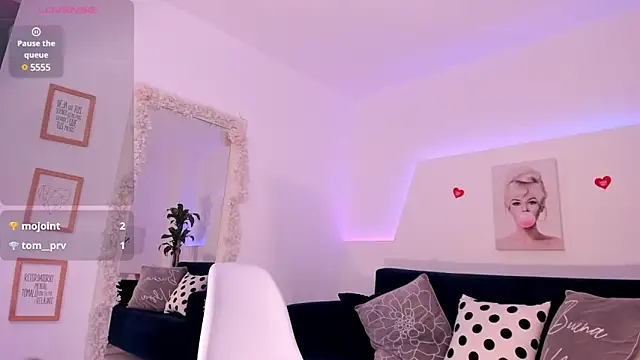 barbie es online show from January 27, 2025, 5:37 pm