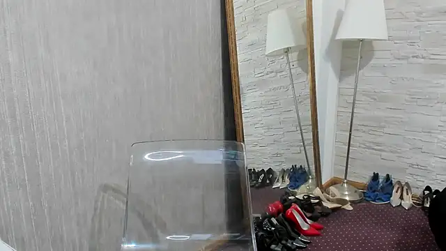 Snapshot of ElisaBaxter chatting on February 28, 2025, 5:48 am ElisaBaxter online show from February 28, 2025, 5:48 am