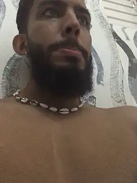 Alessandro  Rossi online show from February 6, 2025, 2:04 pm