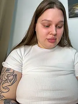 perfect sweety girl online show from October 18, 2025, 6:52 pm