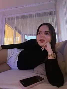 TheCinderella online show from March 22, 2026, 6:00 pm