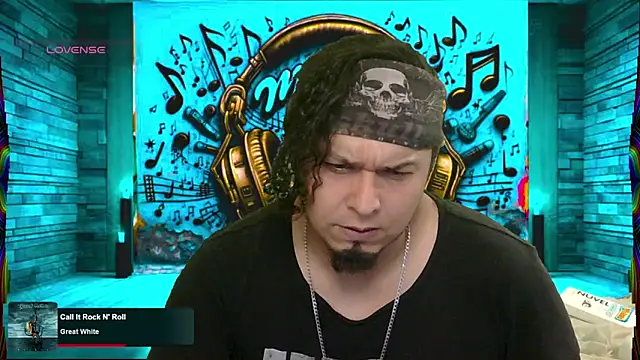 chino roz online show from March 11, 2025, 6:19 pm