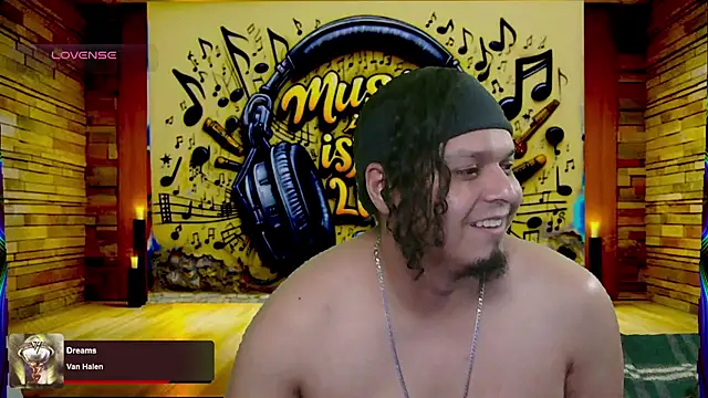 chino roz online show from March 19, 2025, 11:25 pm