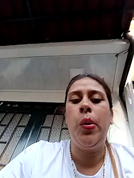 Latina sexy1 online show from April 11, 2026, 10:14 pm