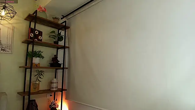 Sassy--Girl online show from February 20, 2026, 6:08 pm