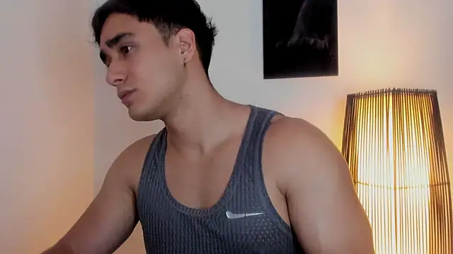 AlexRivera6 online show from September 9, 2025, 4:28 pm