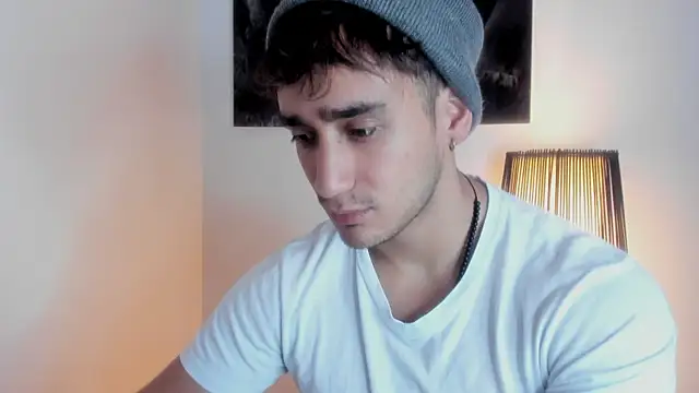 AlexRivera6 online show from October 10, 2025, 3:22 pm