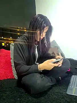 Snapshot of Sofynix chatting on March 19, 2025, 8:11 pm Sofynix online show from March 19, 2025, 8:11 pm