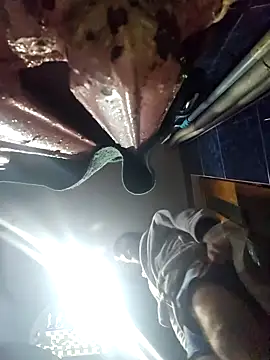 Snapshot of jakerusso chatting on October 6, 2025, 6:33 am jakerusso online show from October 6, 2025, 6:33 am