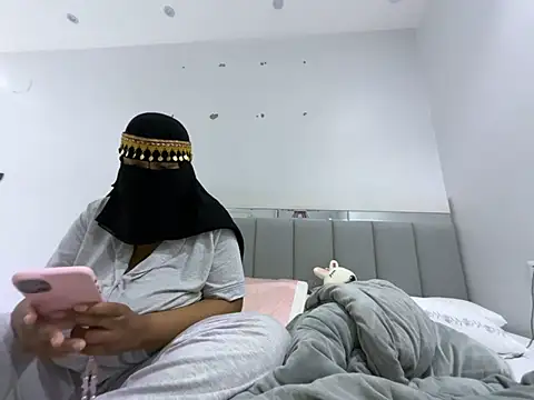 Submissive Arab online show from February 8, 2025, 8:32 pm