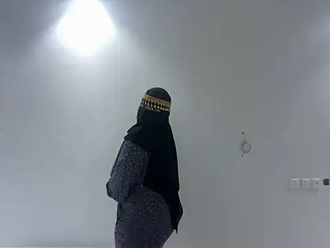 Submissive Arab online show from February 9, 2025, 8:13 pm