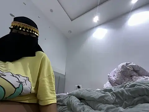 Submissive Arab online show from February 23, 2025, 1:57 am