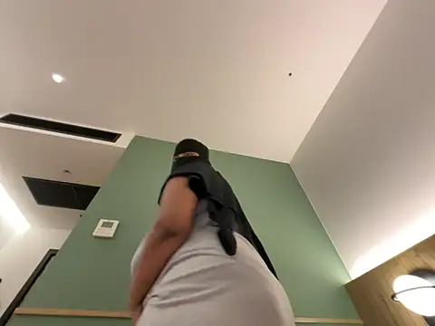 Submissive Arab online show from March 5, 2026, 3:08 pm