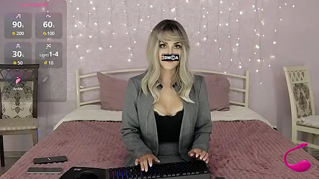 --SUCCESS-- online show from September 20, 2025, 4:30 pm