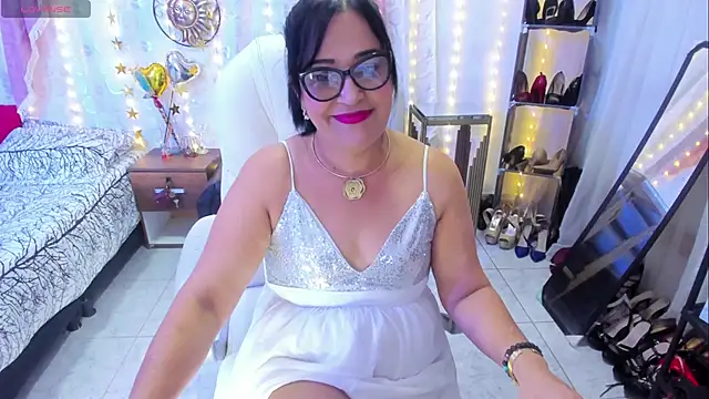 Chanel Doll  online show from March 8, 2025, 10:54 am