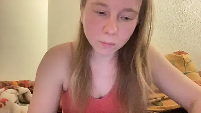 SweetLucy96 online show from March 20, 2025, 1:13 am