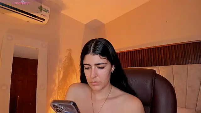  Niah  online show from January 15, 2026, 9:40 pm