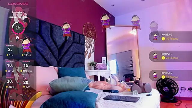 Mia-Bloom online show from February 1, 2025, 6:32 am