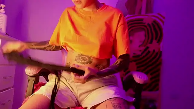 goddess vee  online show from March 13, 2026, 11:33 pm