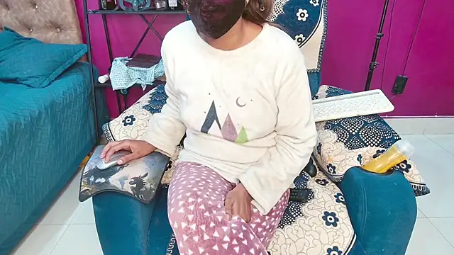 Naughty nightz online show from December 24, 2024, 11:38 am