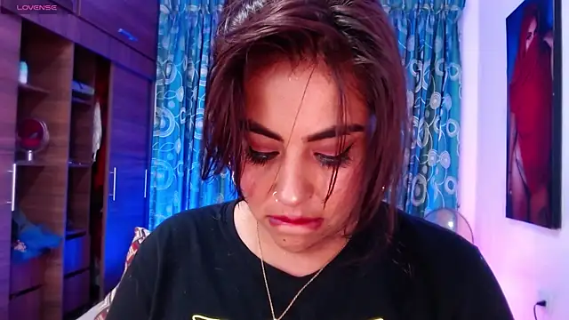 gatuwildhott online show from January 5, 2025, 2:06 am