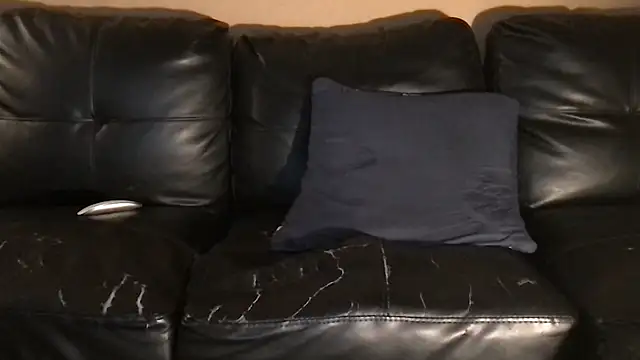 carolineford online show from January 28, 2025, 1:29 am